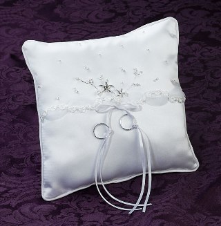 Satin Ring Pillow w/ Starfish